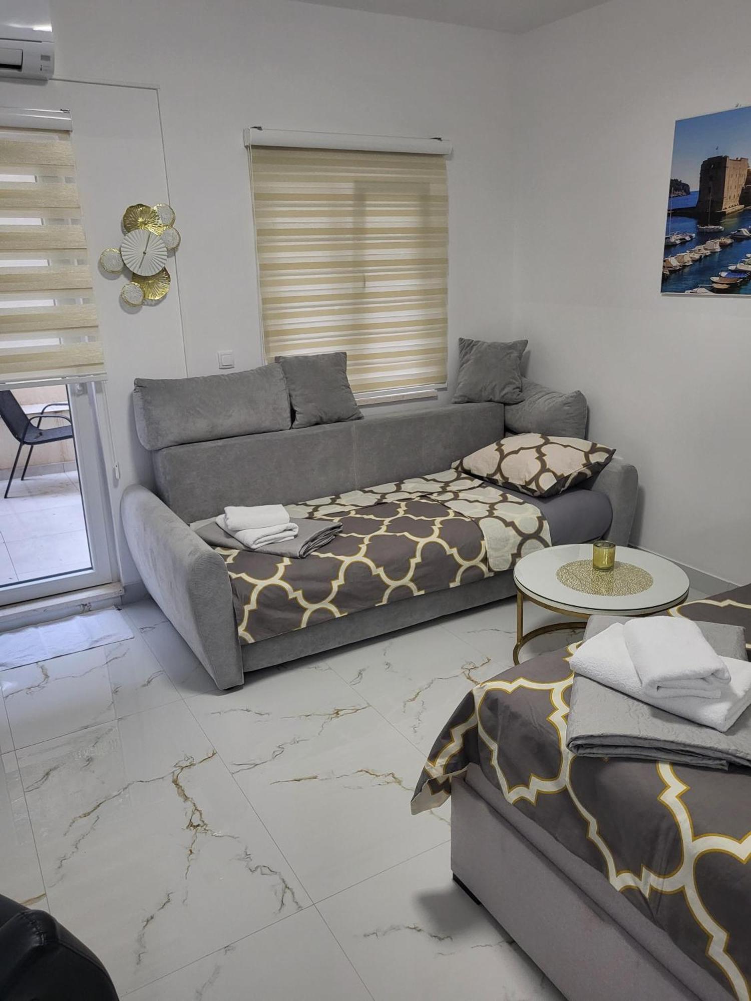 Mango Apartman Studio Ragusa Esterno foto